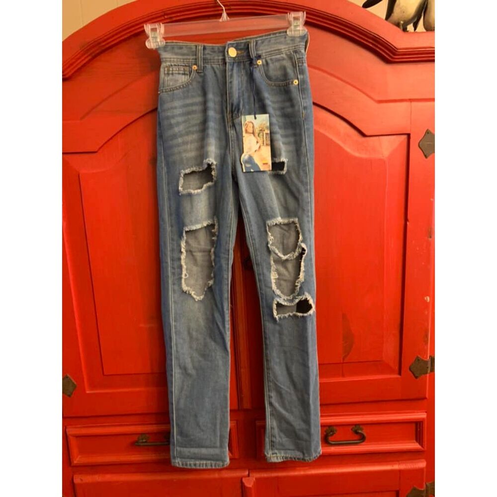 NWT AQ Jeans Size 5 AF 12628 Denim Ultra Distressed Holey Straight Leg Brand New